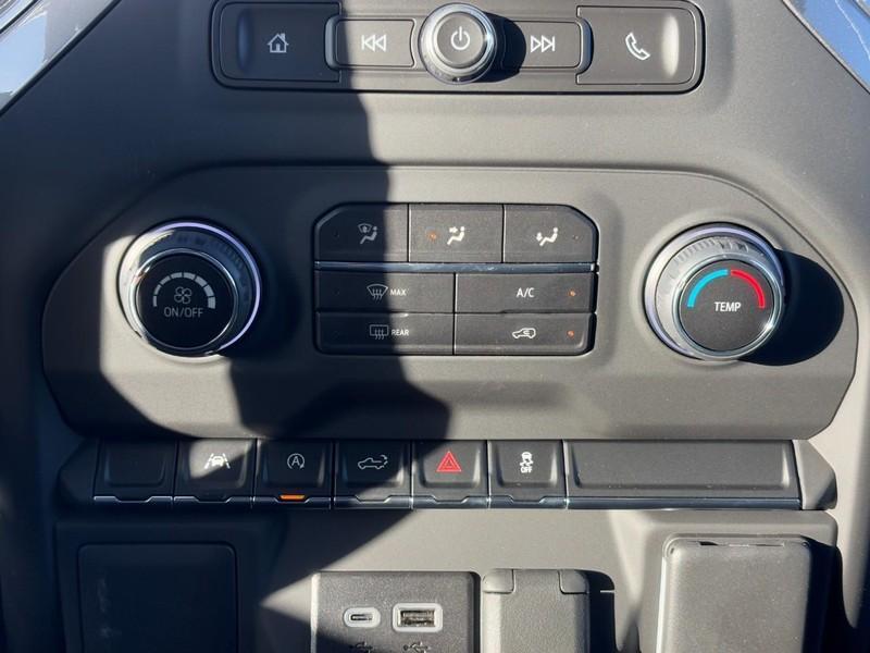 new 2026 Chevrolet Silverado 1500 car, priced at $39,095