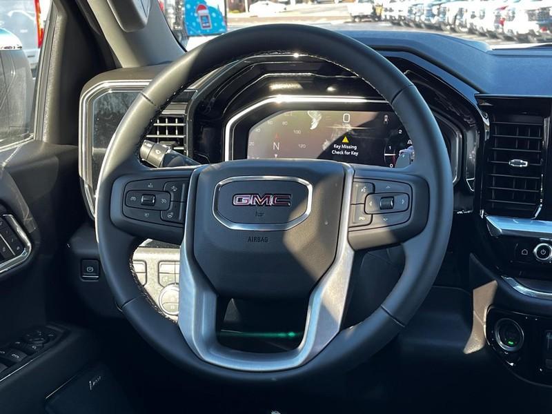 new 2025 GMC Sierra 1500 car, priced at $60,610