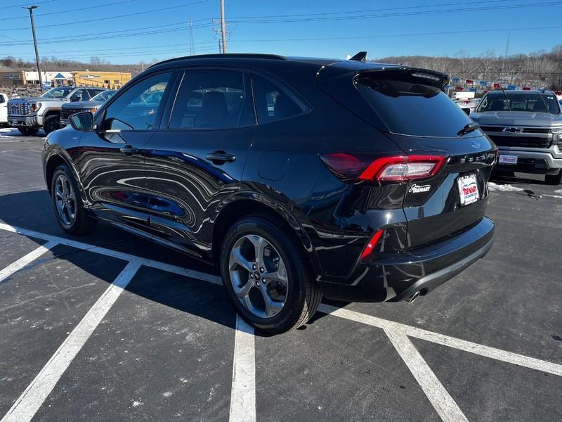 used 2024 Ford Escape car