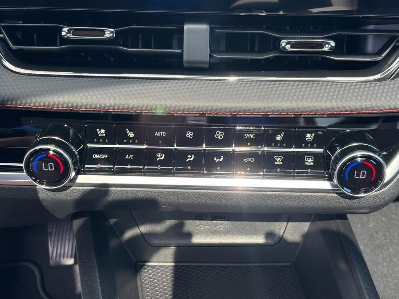 new 2026 Chevrolet Equinox car, priced at $36,290