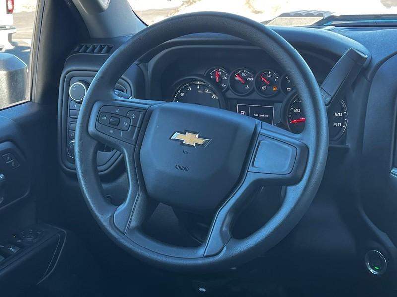 new 2025 Chevrolet Silverado 2500 car, priced at $50,412