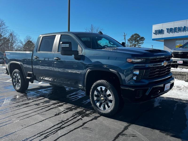 new 2025 Chevrolet Silverado 2500 car, priced at $50,412