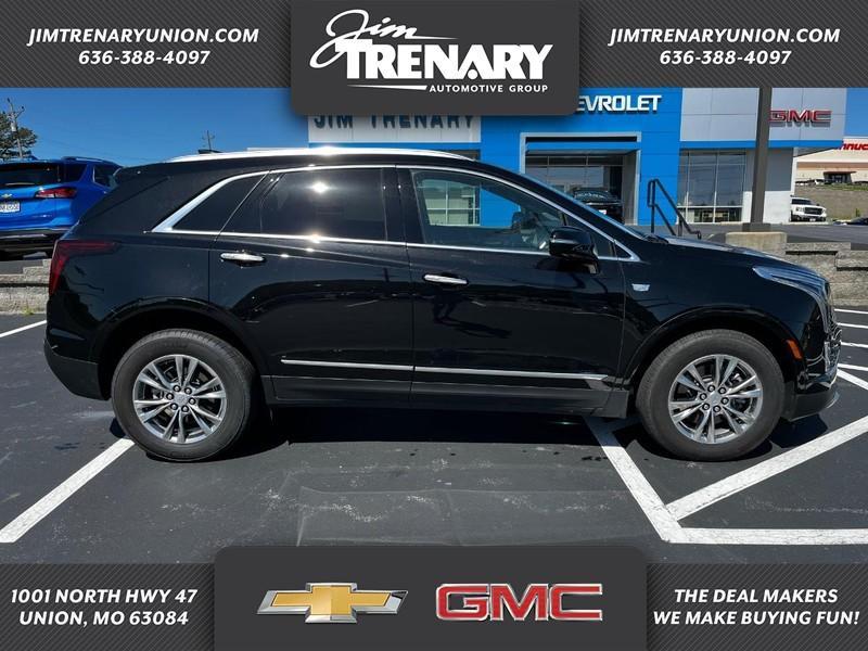 used 2023 Cadillac XT5 car, priced at $35,998