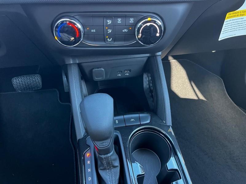 new 2025 Chevrolet TrailBlazer car, priced at $22,976