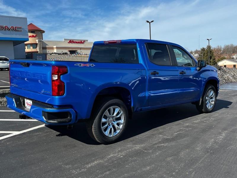 new 2025 Chevrolet Silverado 1500 car, priced at $40,310