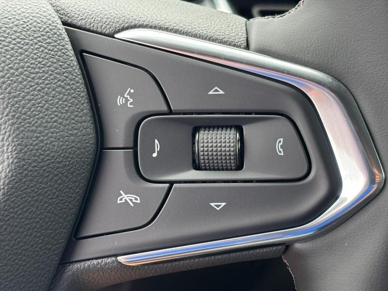 new 2025 Chevrolet Trax car, priced at $24,845