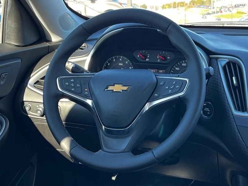 new 2025 Chevrolet Malibu car, priced at $25,986