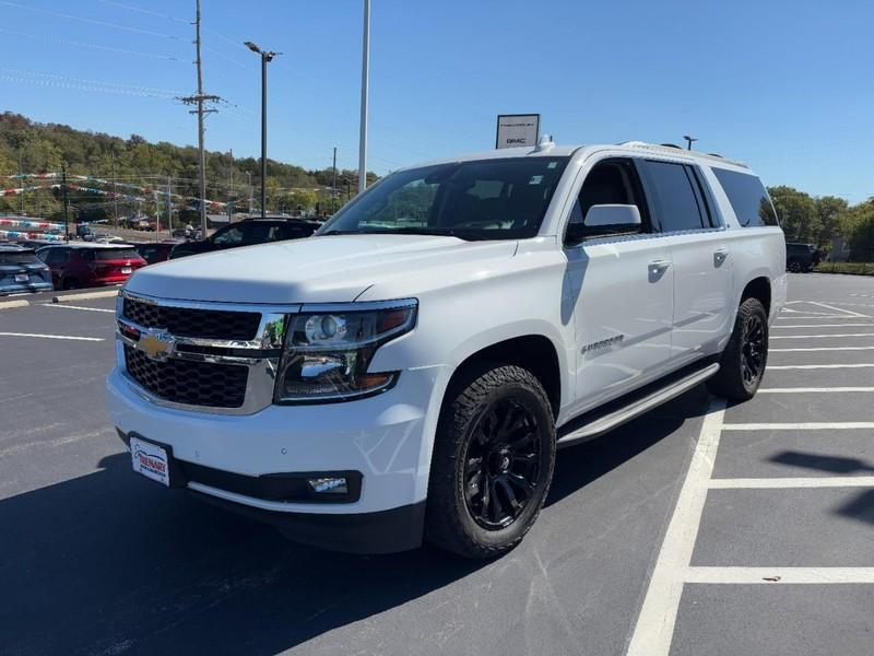 used 2020 Chevrolet Suburban car, priced at $24,987