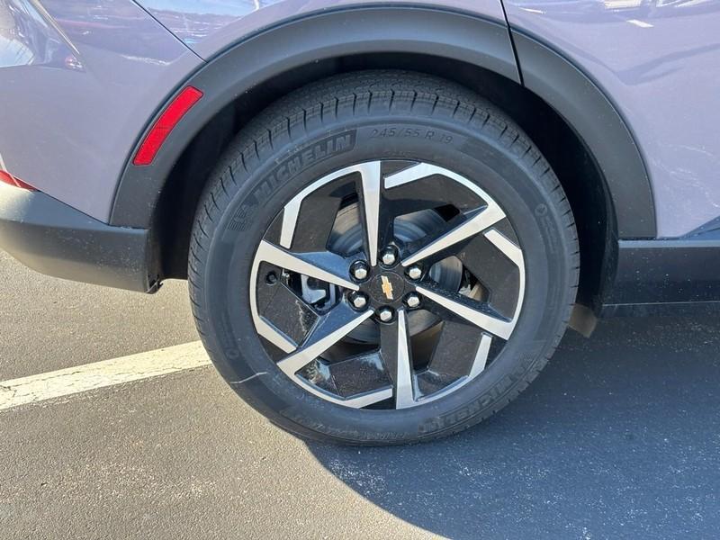 new 2026 Chevrolet Equinox EV car, priced at $29,995