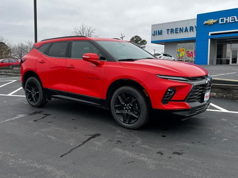 new 2025 Chevrolet Blazer car, priced at $47,015