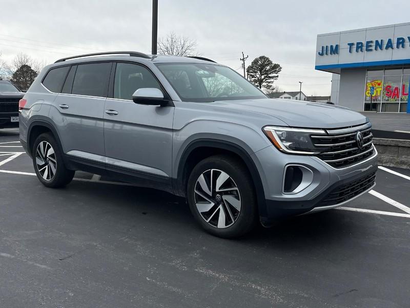 used 2024 Volkswagen Atlas car, priced at $33,679