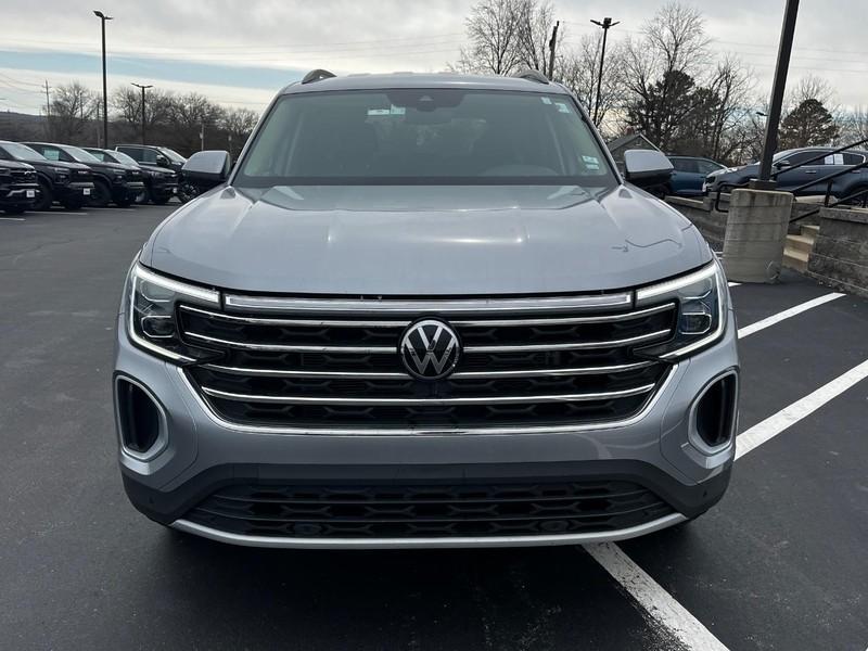 used 2024 Volkswagen Atlas car, priced at $33,679