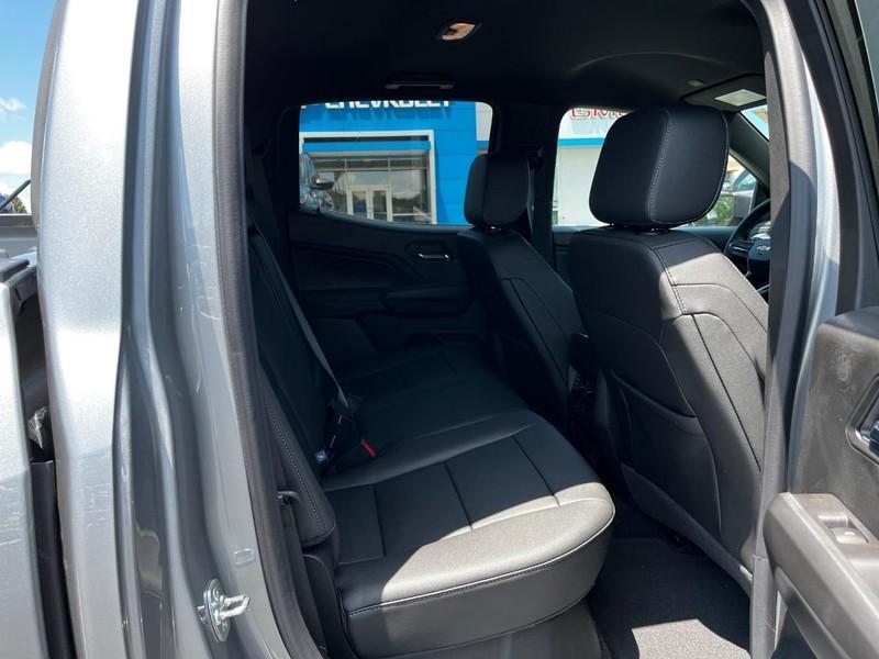 new 2025 Chevrolet Colorado car