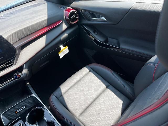 new 2025 Chevrolet Equinox car