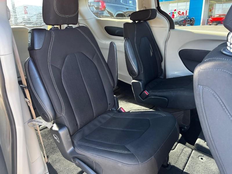 used 2022 Chrysler Voyager car