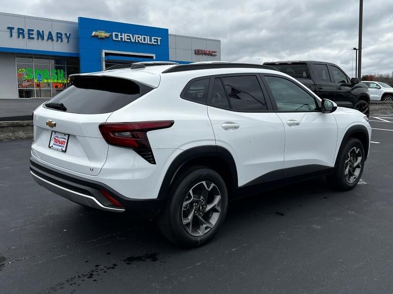 new 2025 Chevrolet Trax car, priced at $24,985