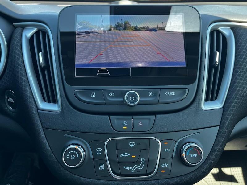 new 2025 Chevrolet Malibu car, priced at $26,055