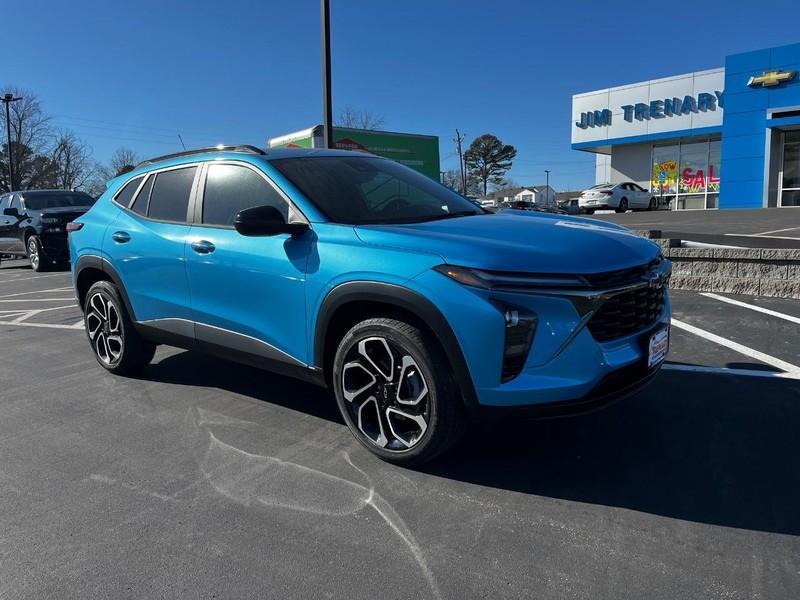 new 2025 Chevrolet Trax car, priced at $25,860