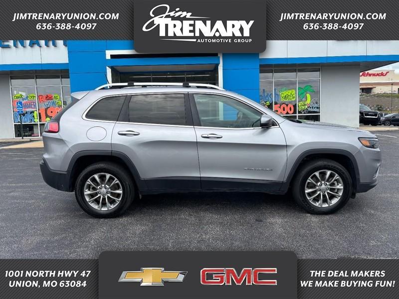 used 2019 Jeep Cherokee car