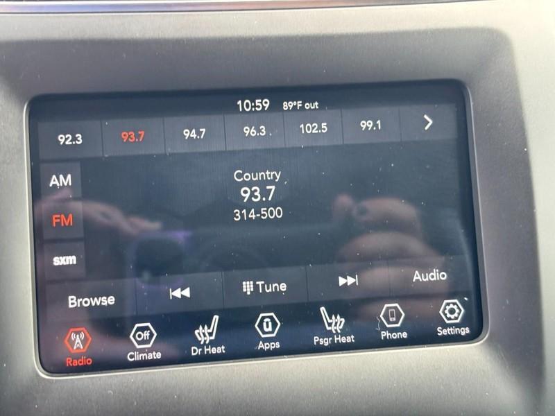 used 2019 Jeep Cherokee car