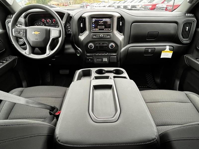 new 2025 Chevrolet Silverado 2500 car, priced at $51,666