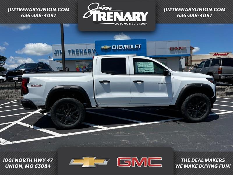 new 2025 Chevrolet Colorado car