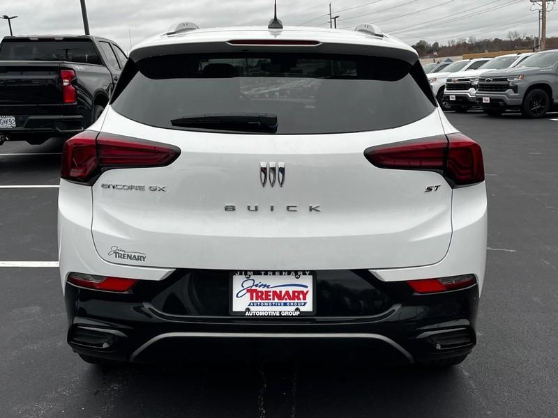 used 2024 Buick Encore GX car, priced at $25,995