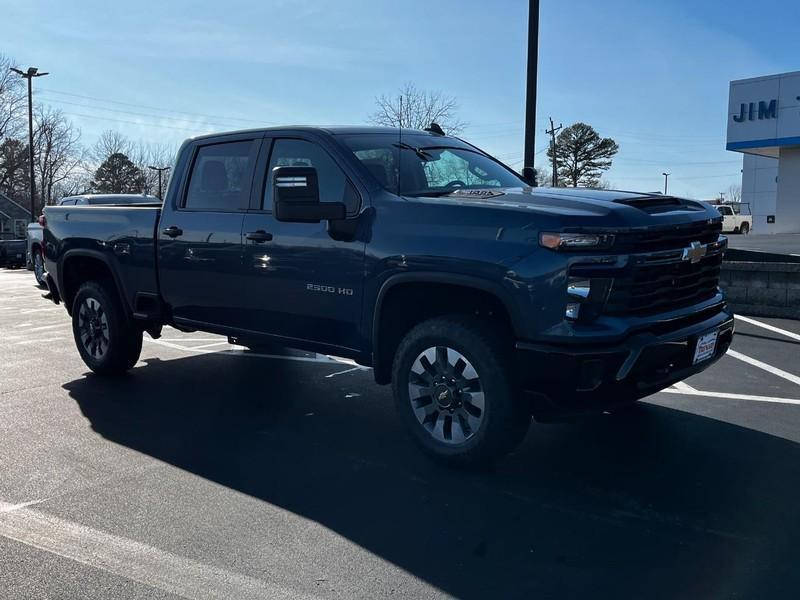 new 2025 Chevrolet Silverado 2500 car, priced at $50,412