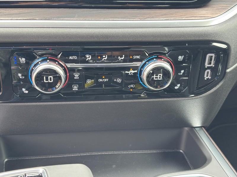 new 2025 GMC Sierra 1500 car, priced at $58,275