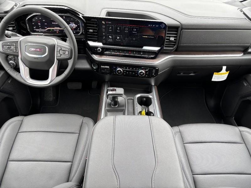 new 2025 GMC Sierra 1500 car, priced at $58,275