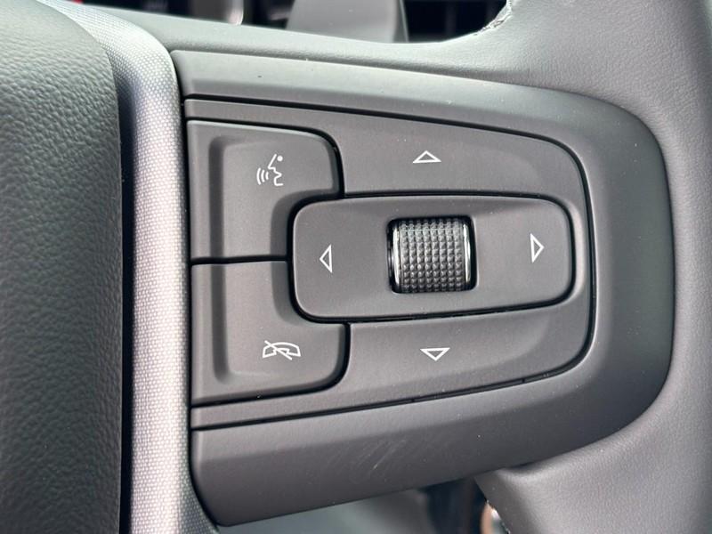 new 2025 GMC Sierra 1500 car, priced at $58,275