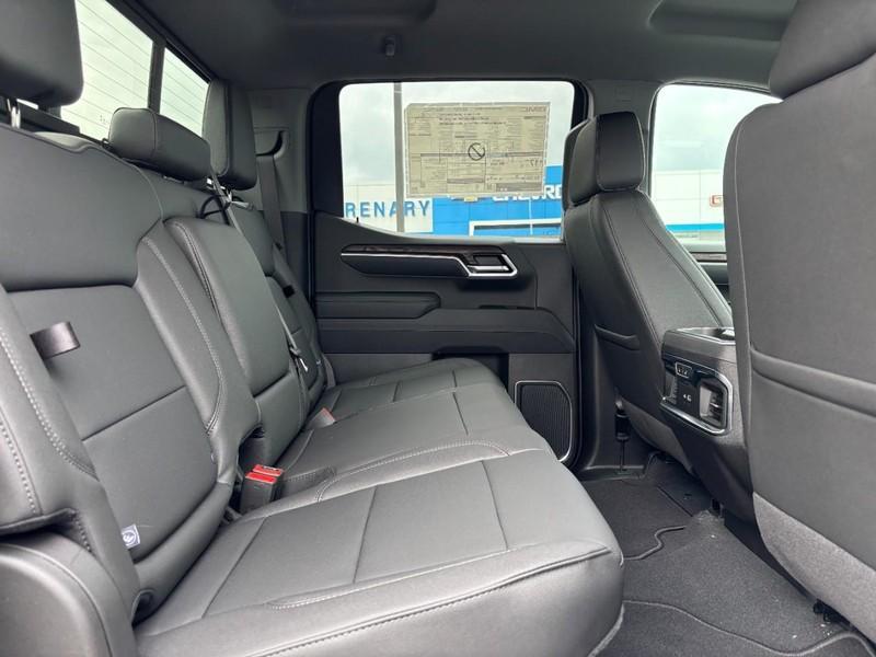 new 2025 GMC Sierra 1500 car, priced at $58,275