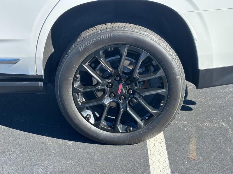 used 2023 GMC Yukon car, priced at $66,480