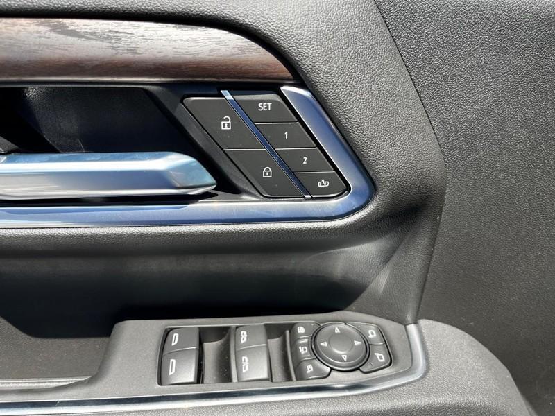 new 2025 GMC Sierra 2500 car