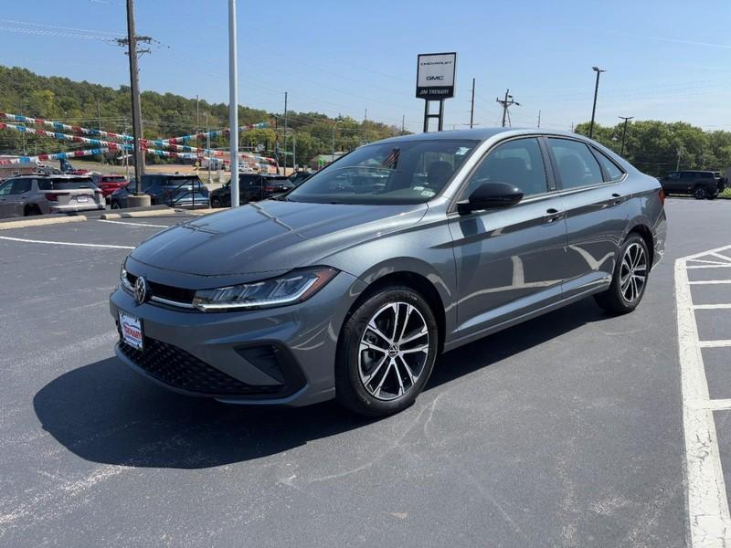 used 2025 Volkswagen Jetta car