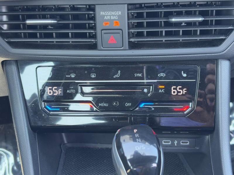 used 2025 Volkswagen Jetta car