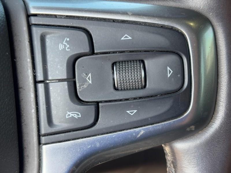 used 2021 Chevrolet Suburban car, priced at $33,870
