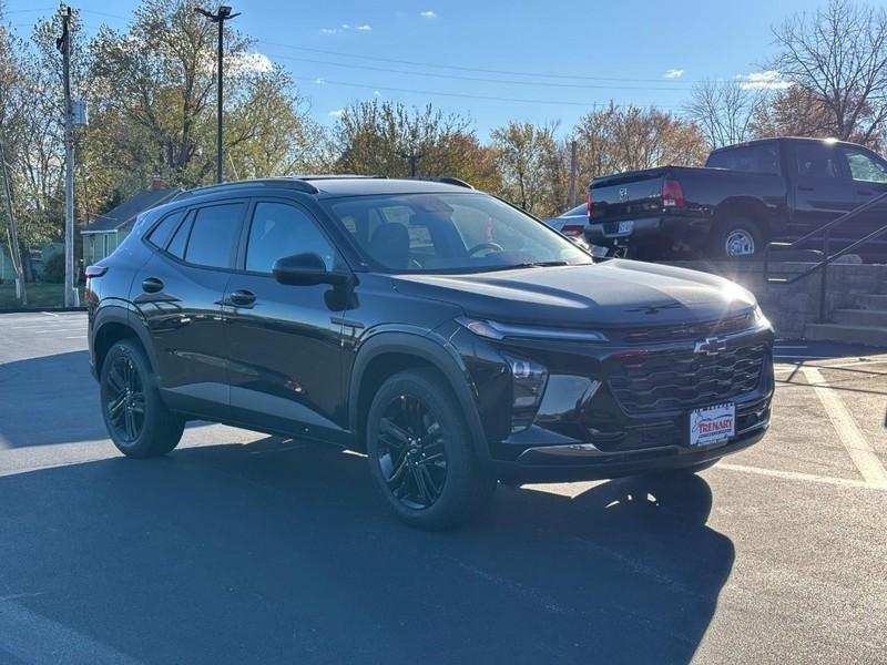 new 2026 Chevrolet Trax car, priced at $26,015