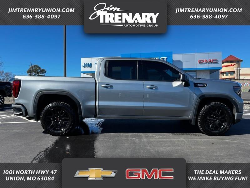 used 2023 GMC Sierra 1500 car, priced at $43,889