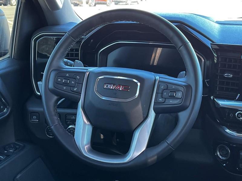 used 2023 GMC Sierra 1500 car, priced at $43,889