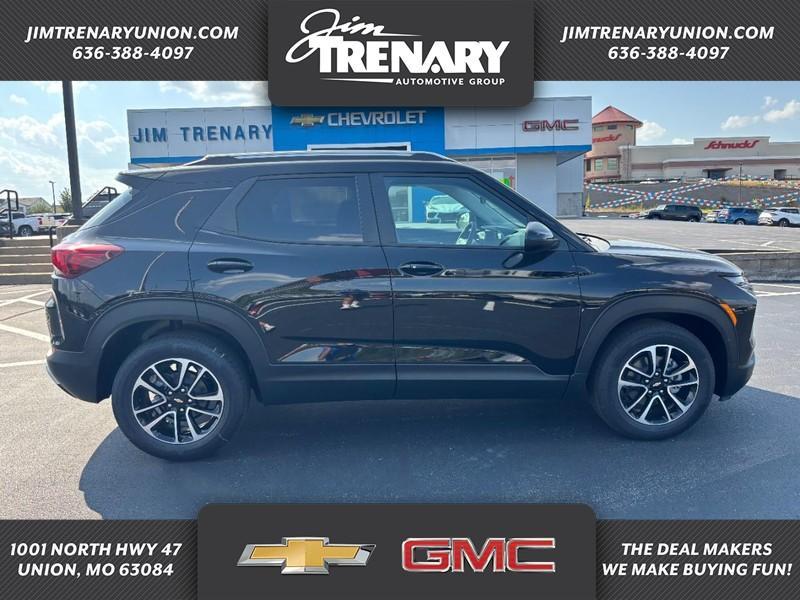 new 2026 Chevrolet TrailBlazer car, priced at $27,335