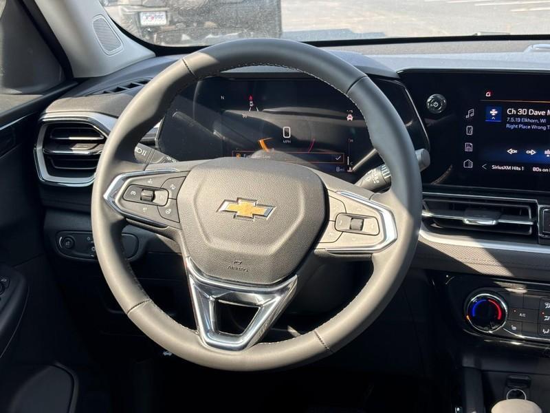 new 2026 Chevrolet TrailBlazer car, priced at $27,335
