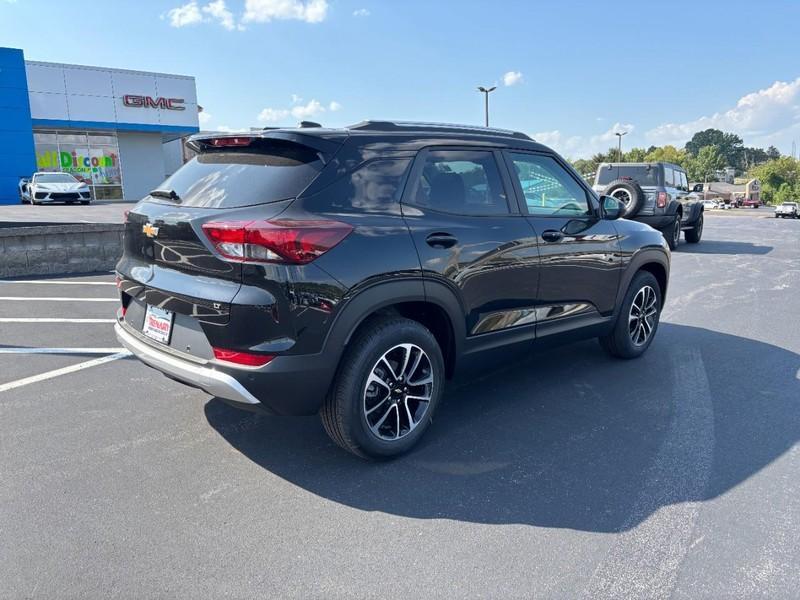 new 2026 Chevrolet TrailBlazer car, priced at $27,335