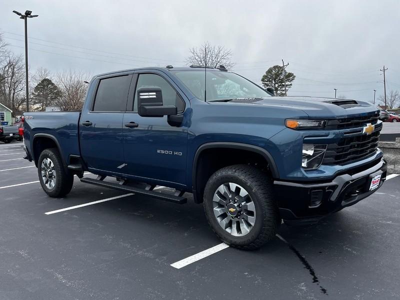 new 2025 Chevrolet Silverado 2500 car, priced at $55,850