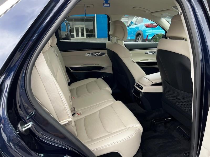 used 2025 Genesis GV70 car