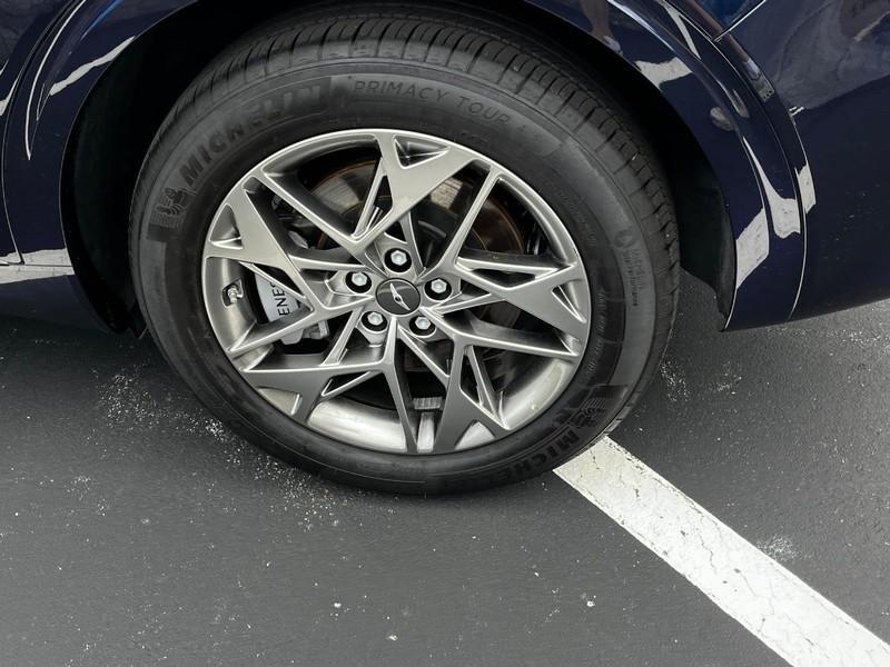 used 2025 Genesis GV70 car