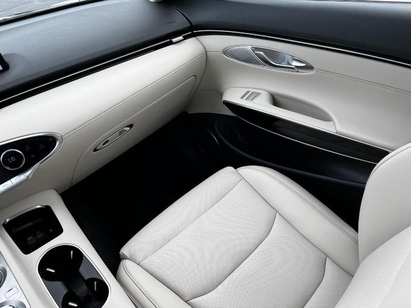 used 2025 Genesis GV70 car