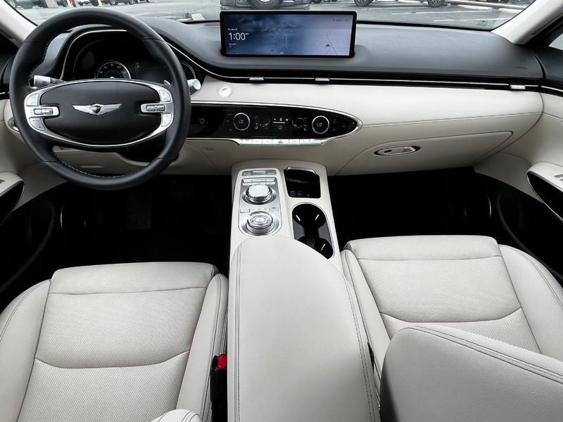 used 2025 Genesis GV70 car