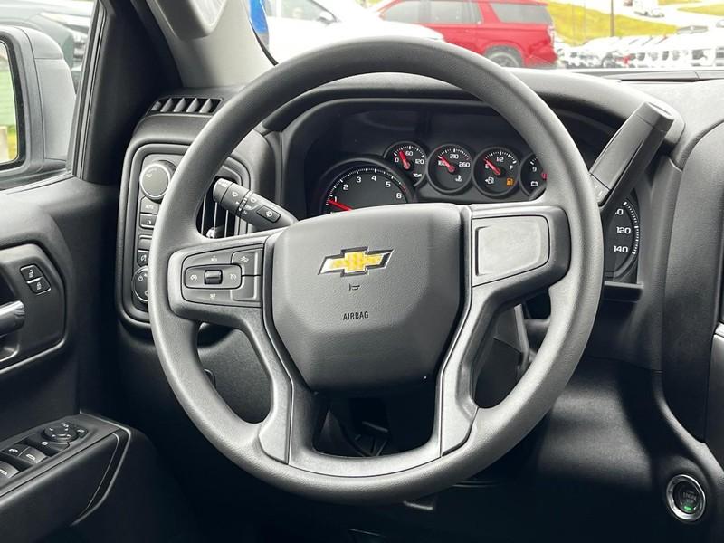 new 2025 Chevrolet Silverado 1500 car, priced at $42,452