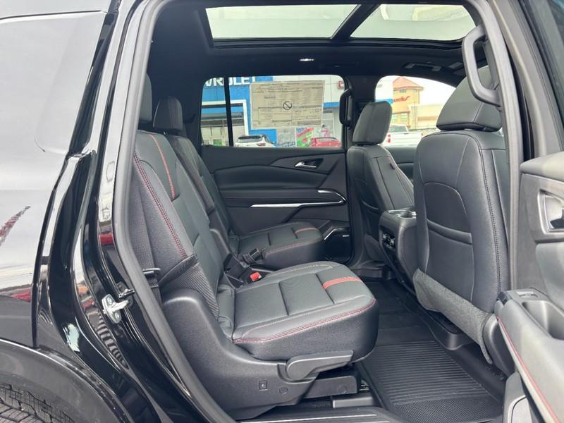 new 2026 Chevrolet Traverse car, priced at $54,170